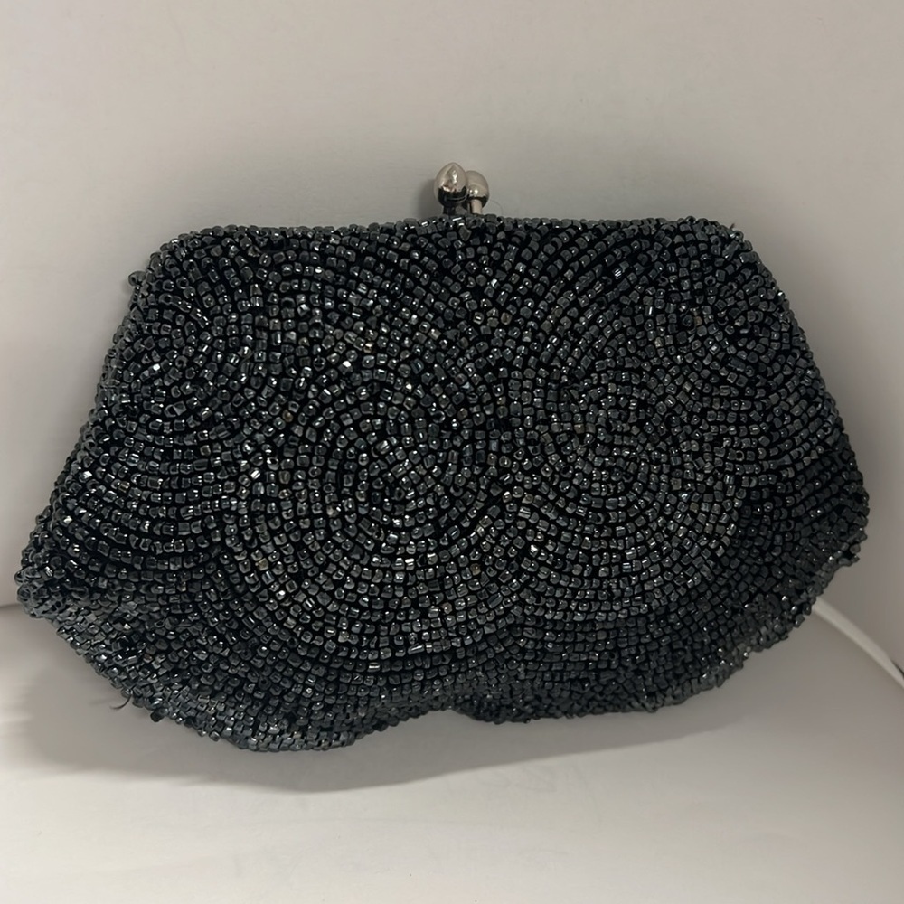 Microbeaded Charcoal Gray Kisslock Wallet - Made in Belgium